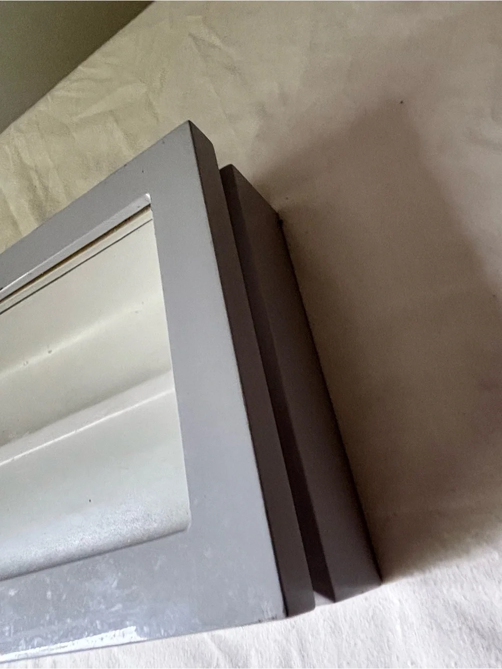 Gray OYOBox luxury eyewear organizer